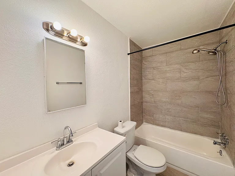 7519 California City Blvd — Photo 6
