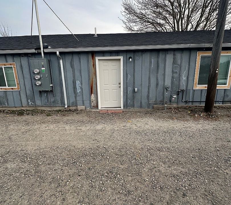 120 N E St 120 N East St Livingston MT Zillow