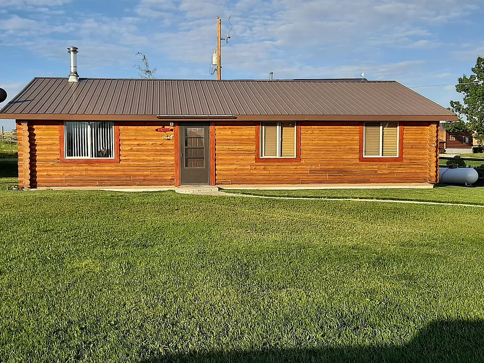 18 Genetti Dr