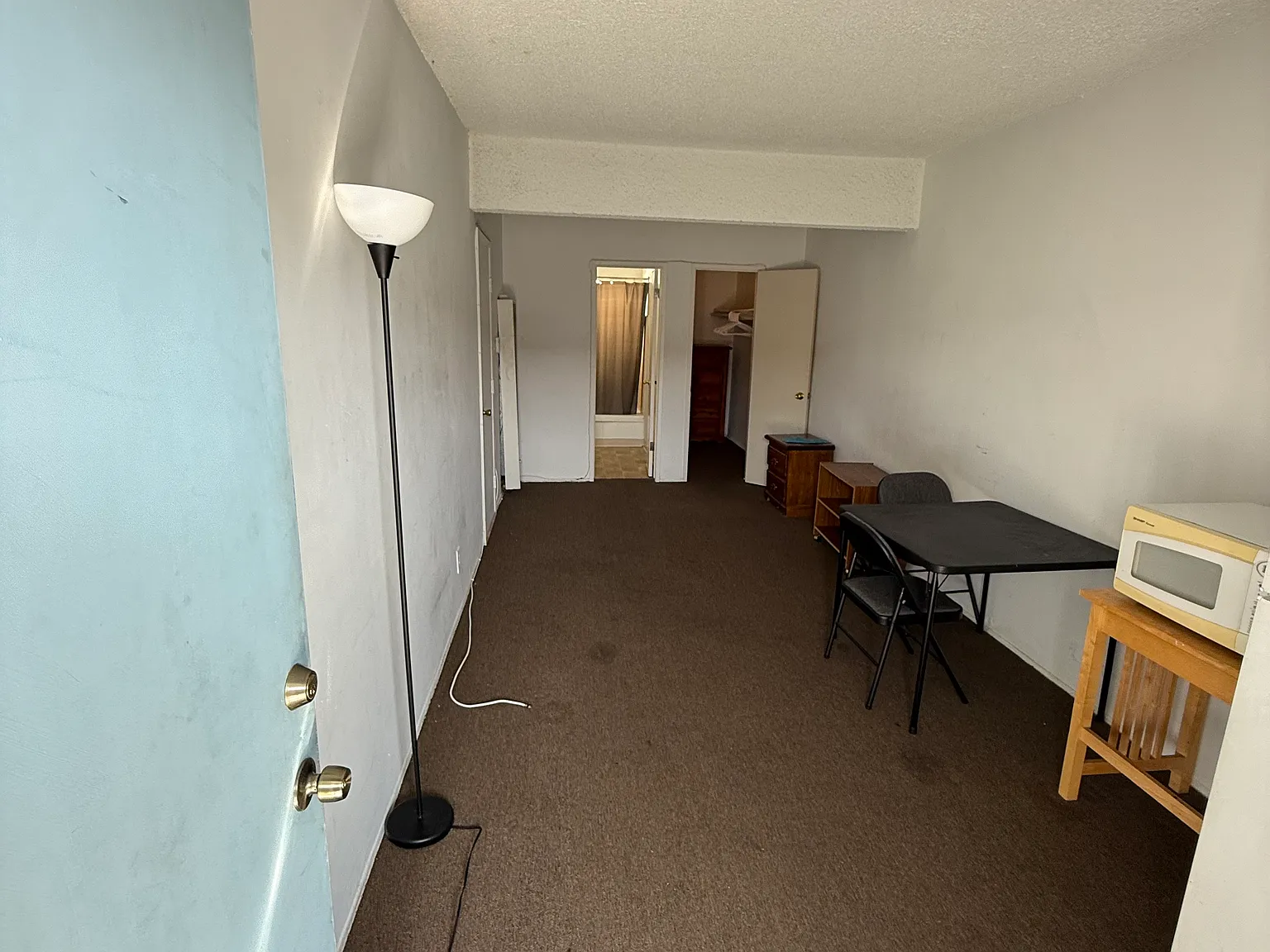 Studio, 300 sqft, $1,550 — Photo 2