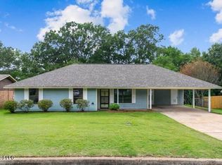 727 Clearmont Dr, Pearl, MS