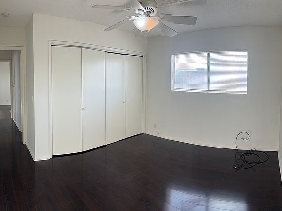 2nd image of 533 Hyde Park Pl APT 4