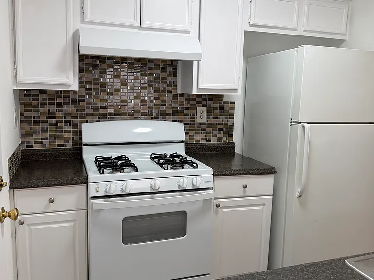 1006 King Albert St #A — Photo 6