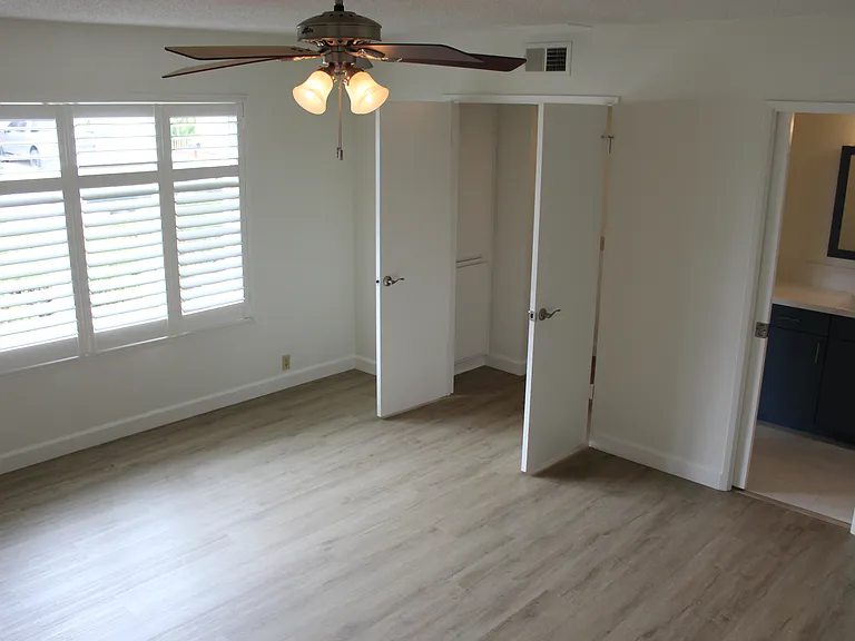 150 Duke Ave — Photo 22