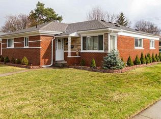 13341 Dartmouth St, Oak Park, MI 48237
