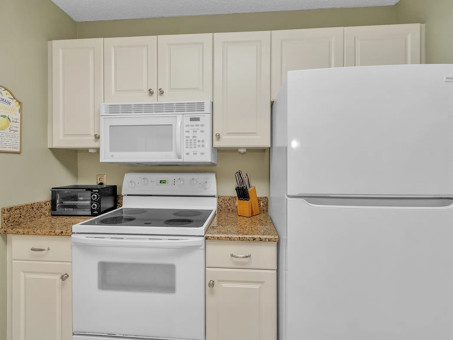 2 bed, 1188 sqft, $3,000 — Photo 3