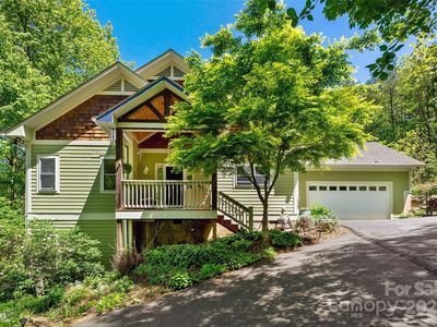 27 Hunting Lodge Dr, Black Mountain, NC, 28711