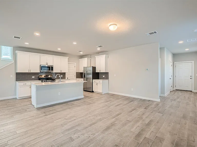 105 Appleberry Ln — Photo 6