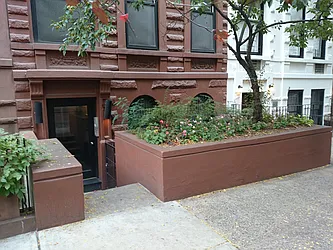 55 West 94th Street in Upper West Side