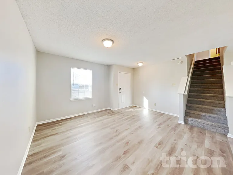 6219 Monteo Ln — Photo 17