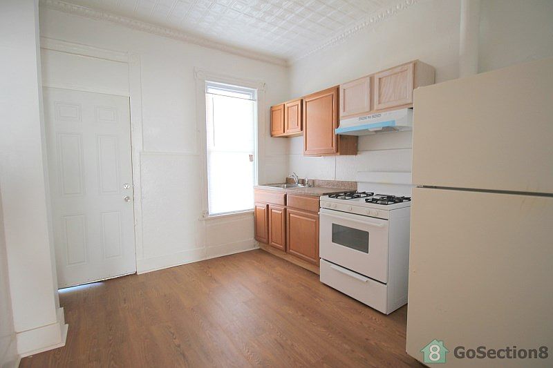 1st image of 2430 E Lafayette Ave