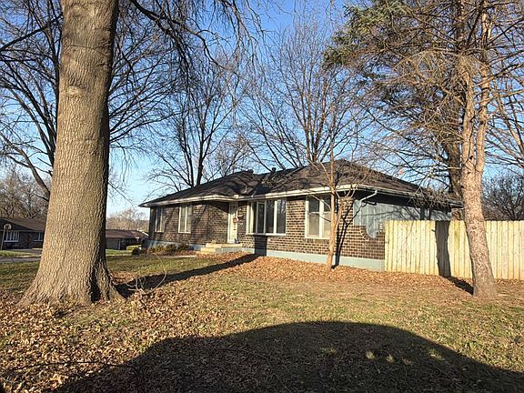 4th image of 16200 E 31st St S