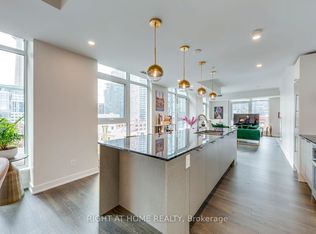 30 Nelson St #807, Toronto, ON M5V0H5