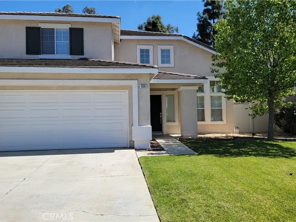 858 Saint James Dr, Corona, CA 92882