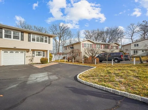 44 Phyllis Drive, Pomona, NY 10970