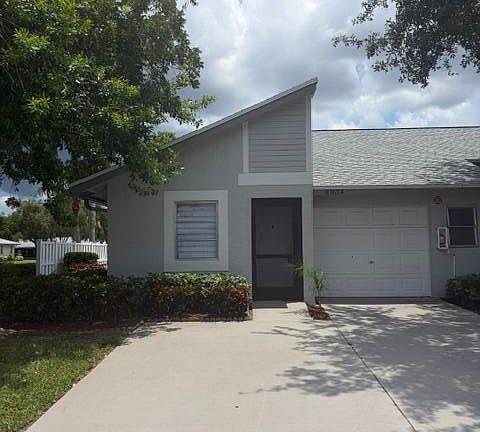2nd image of 8934 Sunnywood Pl