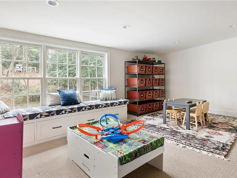 1811 Lenox Rd NE — Photo 76