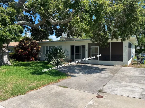 518 63rd Ave S, Saint Petersburg, FL 33705