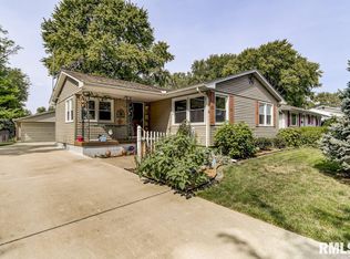 3241 Warner Dr, Springfield, IL 62703