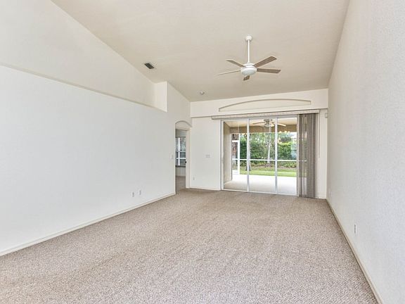 5th image of 8099 Ibis Cove Cir