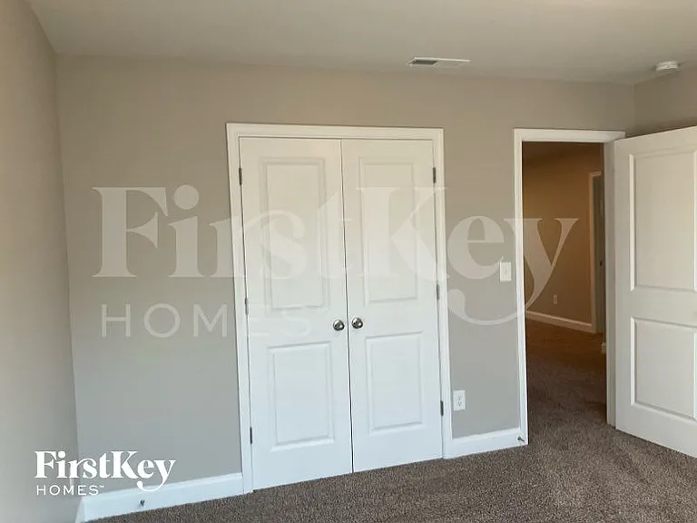 5517 Cobblestone Glen Dr — Photo 8