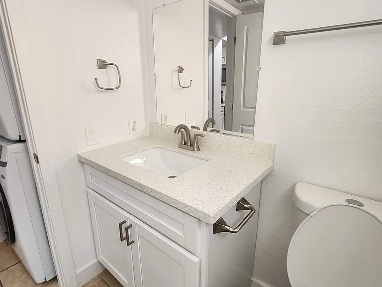 The Vue — Photo 32