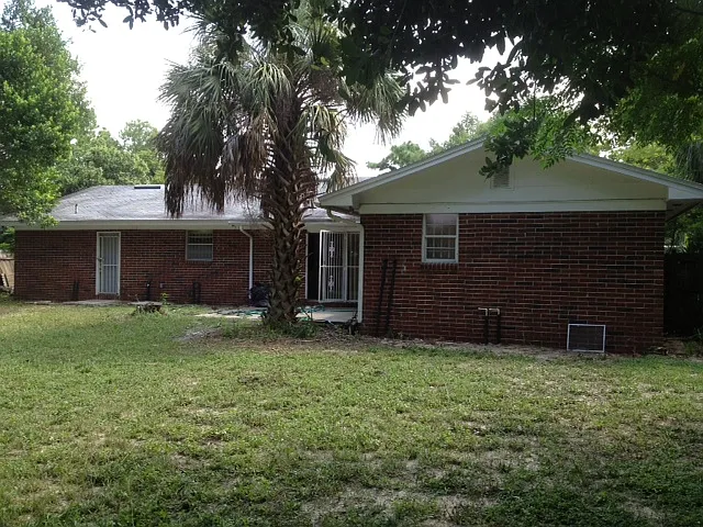 3850 University Club Blvd — Photo 3