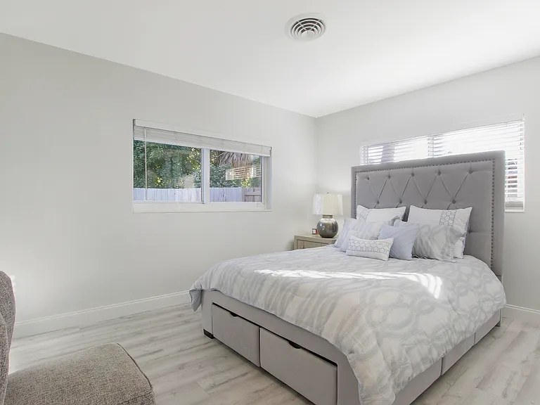 466 Tequesta Dr — Photo 8