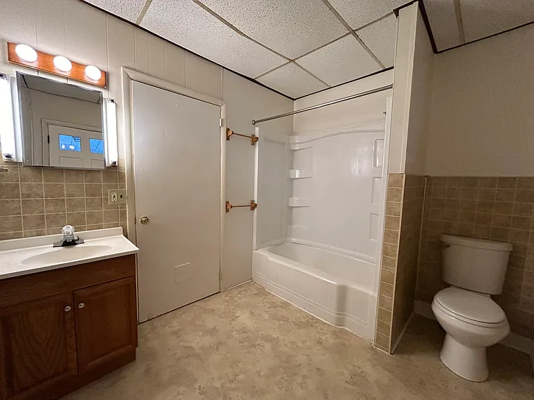 125 W Main St — Photo 10