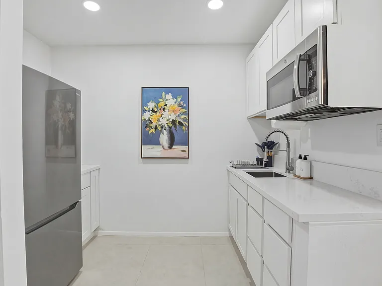 Studio kitchenette _ coffee maker, air fryer, hot plate, and crockpot included.