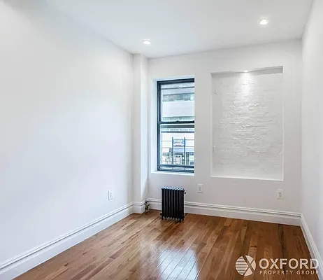 Rented by Oxford Property Group | media 25