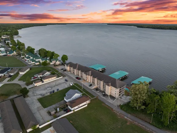 5590 Bay Village Dr, Athens, AL 35611