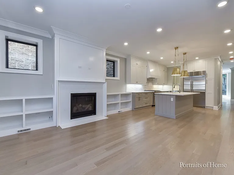 2135 N Lakewood Ave #1 — Photo 13