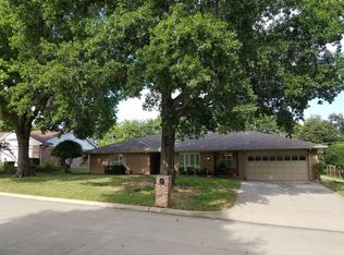 1414 Willow Brook St, Ada, OK 74820