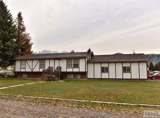 3172 N 3355 W, Moore, ID 83255