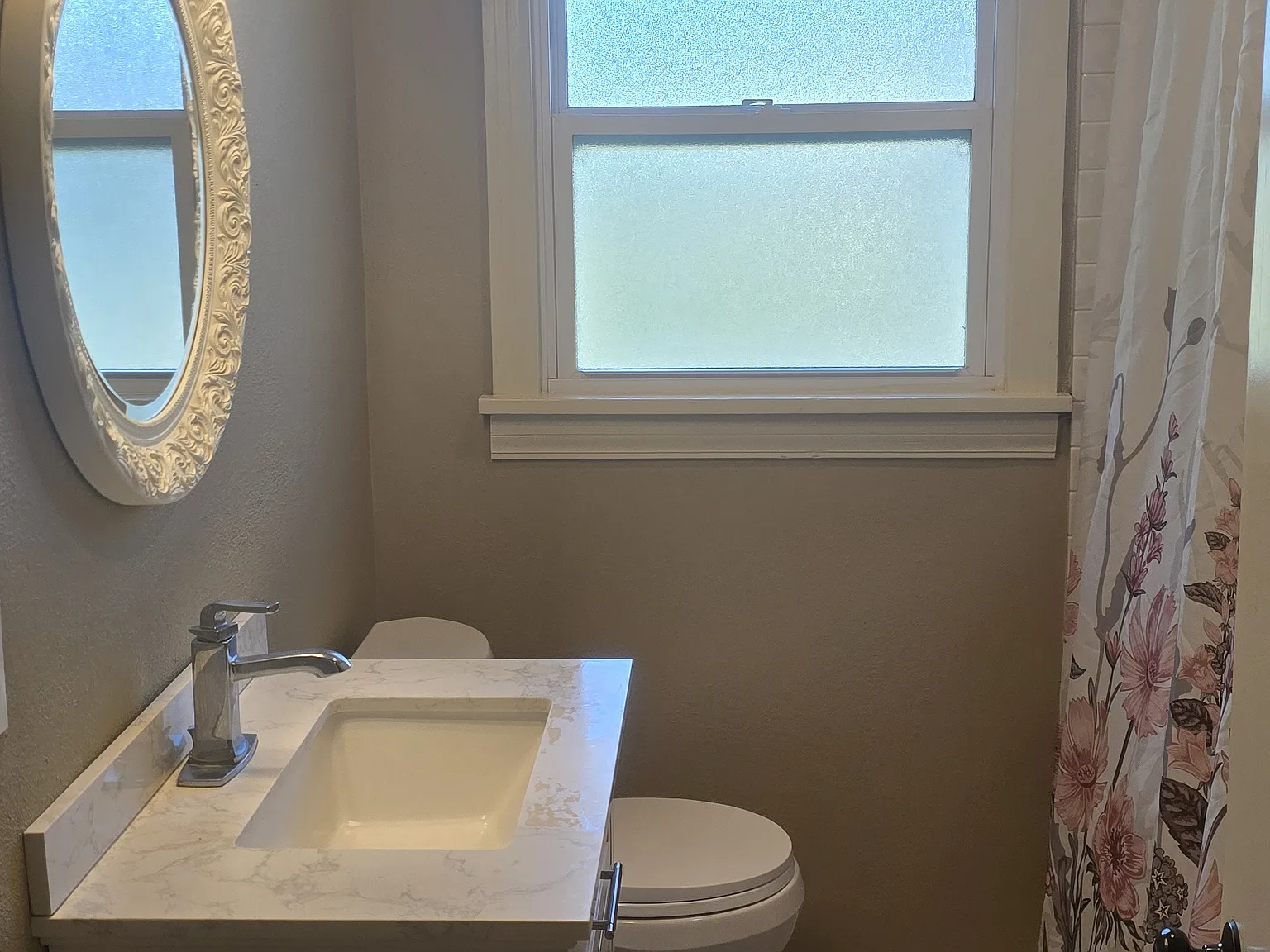 3 bed, $1,600 — Photo 3