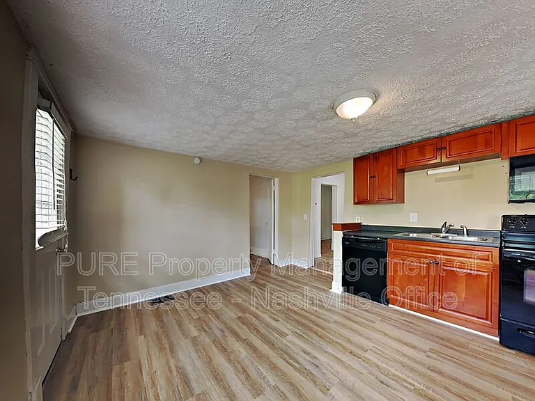 400 Neill Ave — Photo 14