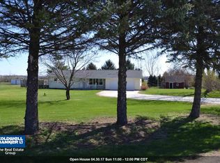8153 Dickinson Rd, Greenleaf, WI 54126