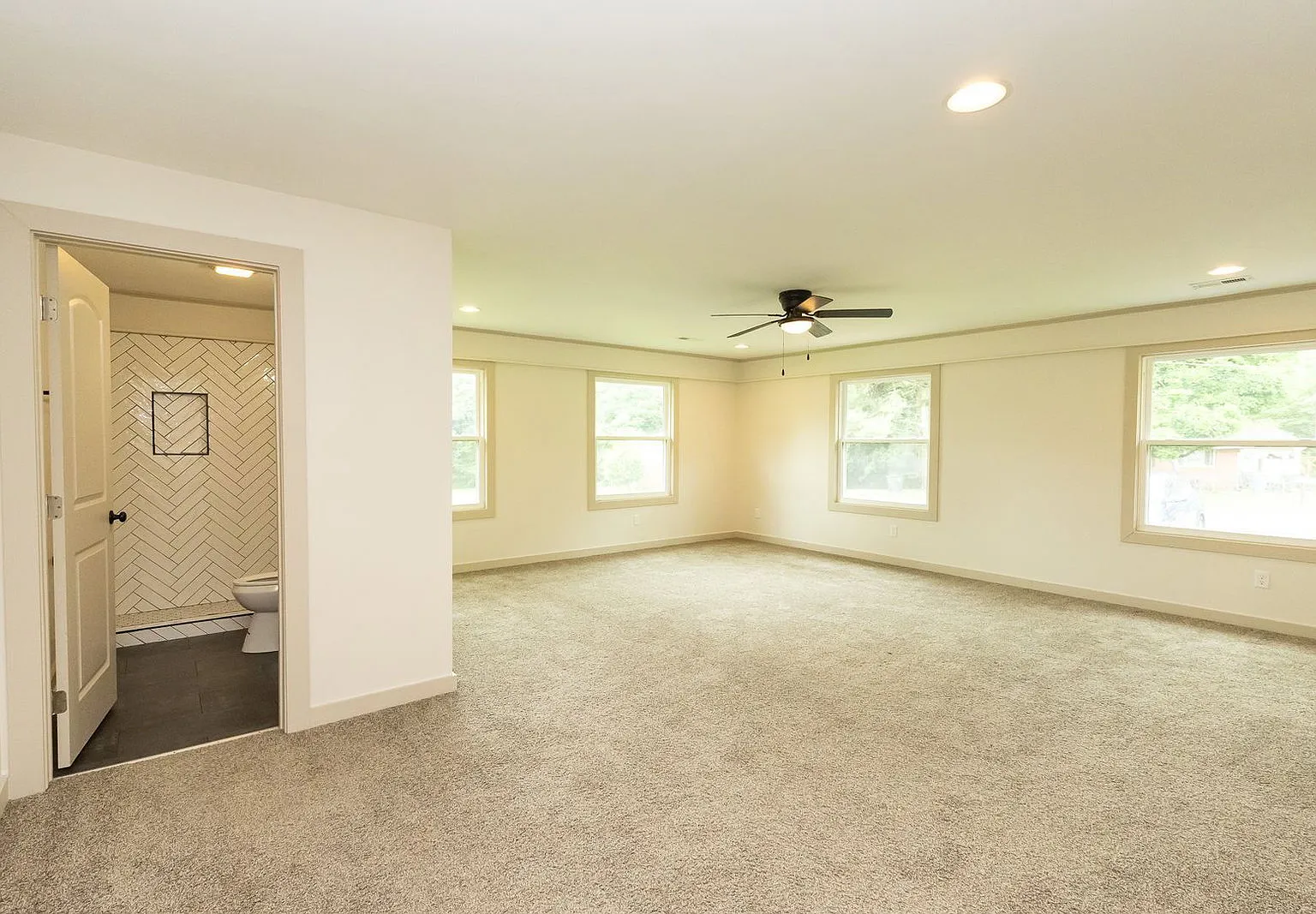 2 bed, 2.0 bath, $1,395 — Photo 3