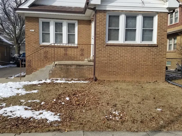 3833 S 52nd St, Milwaukee, WI 53220