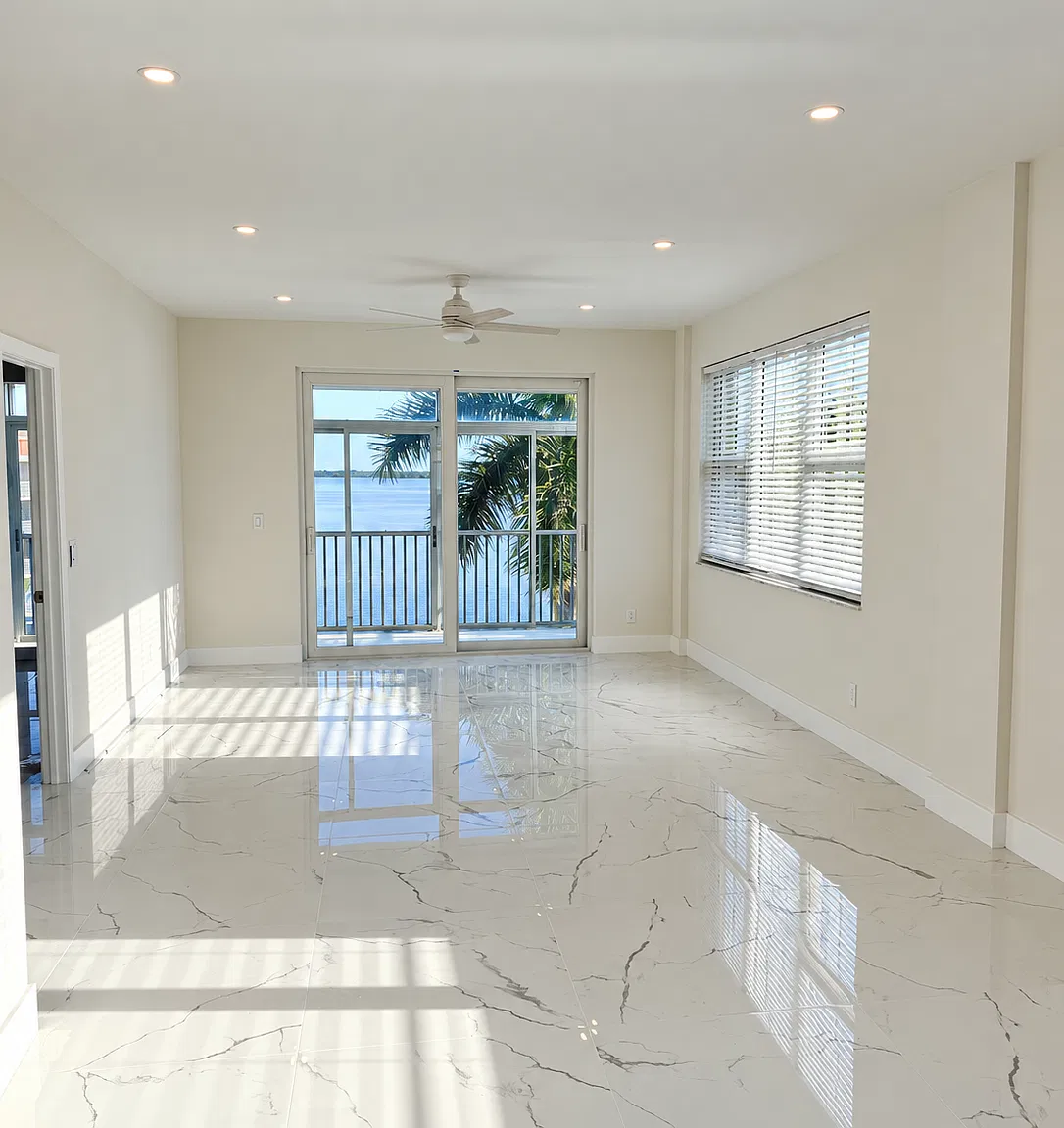 2 bed, 1079 sqft, $4,000 — Photo 1