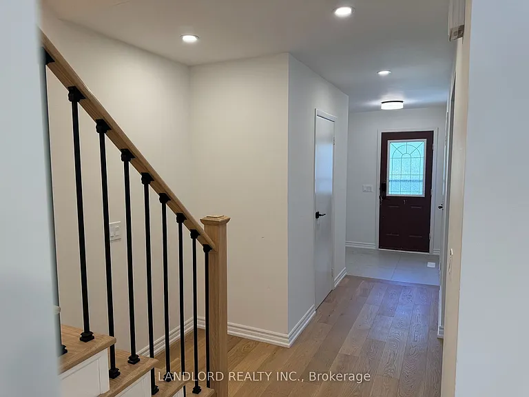 19 Vanessa Rd — Photo 15