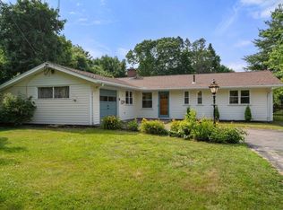 6 Sloane Dr, Framingham, MA 01701