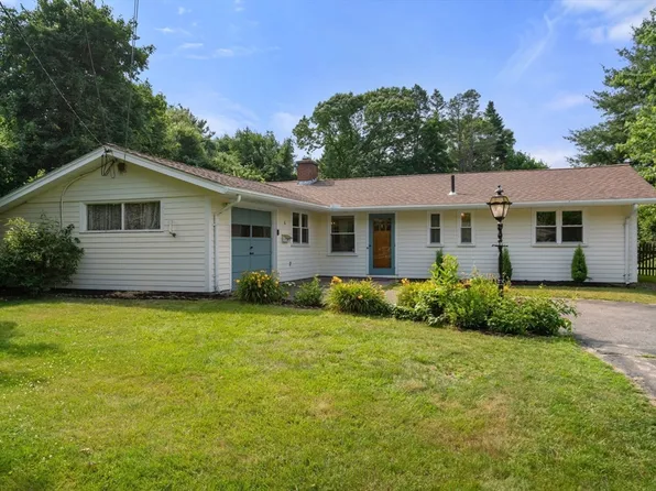 6 Sloane Dr, Framingham, MA 01701