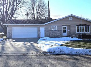 2708 4th St, Monroe, WI 53566