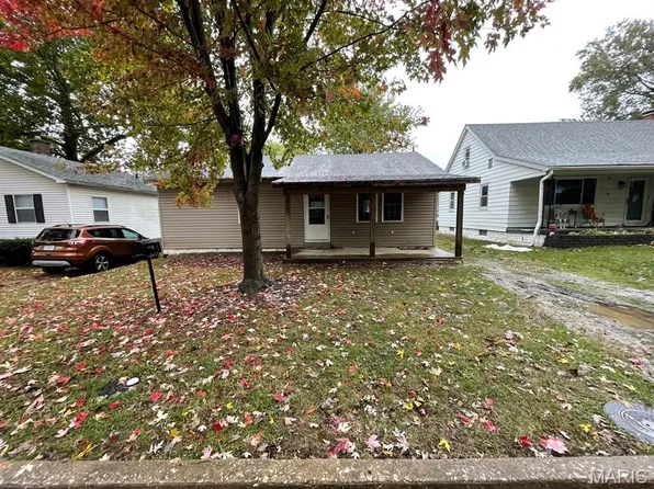 709 Logan Ave, Belleville, IL 62220