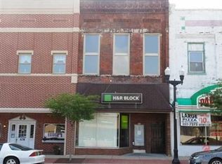 106 S Anderson St, Elwood, IN 46036