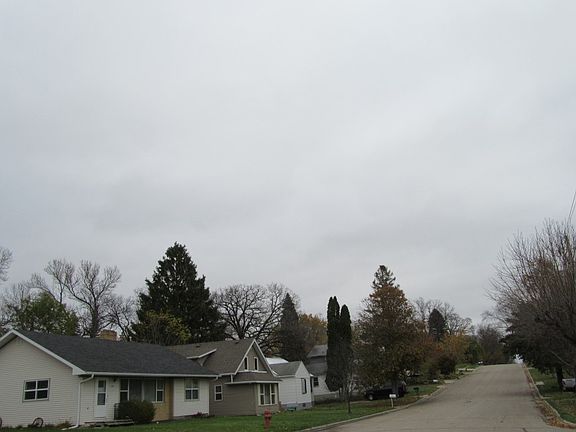 4th image of 101 2nd Ave SE