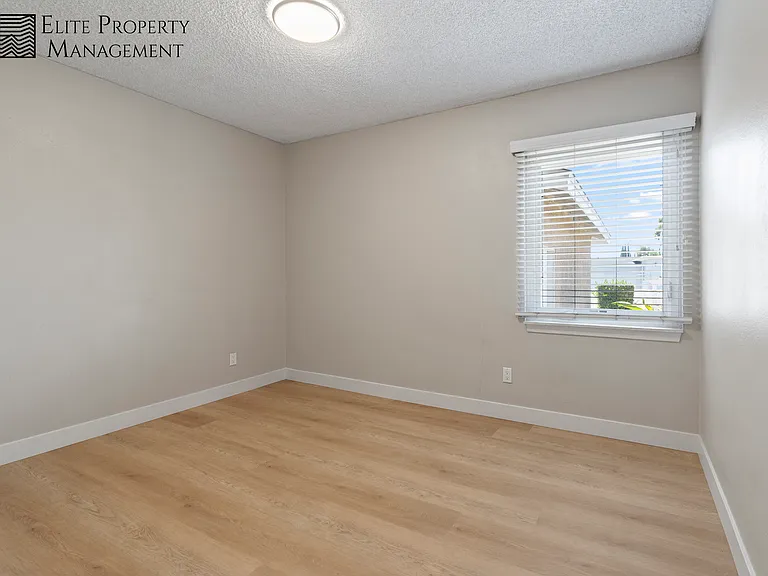432 S Tajauta Ave — Photo 10