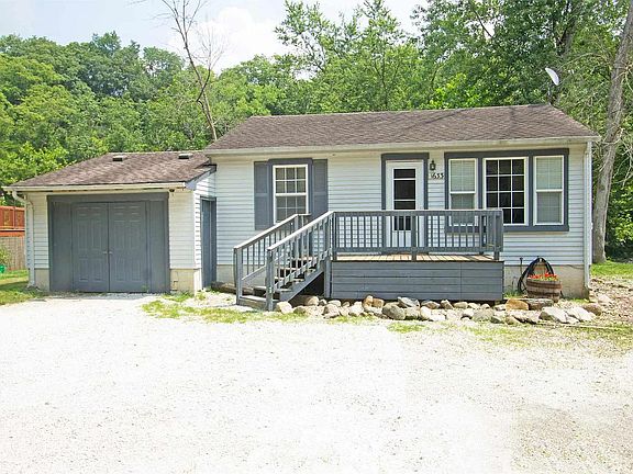 2nd image of 1633 Eisenhower Ct